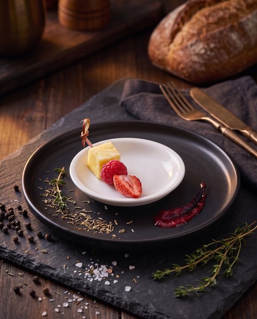 Фруктовые шашлычки мини (малина, клубника, ананас)
